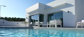 Villa Naranjo luxe vakantiehuis te huur alicante campoamor spanje prive zwembad