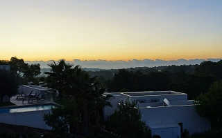 Villa Naranjo luxe vakantiehuis te huur alicante las colinas spanje avondzon zonsondergang zon weer uitzicht